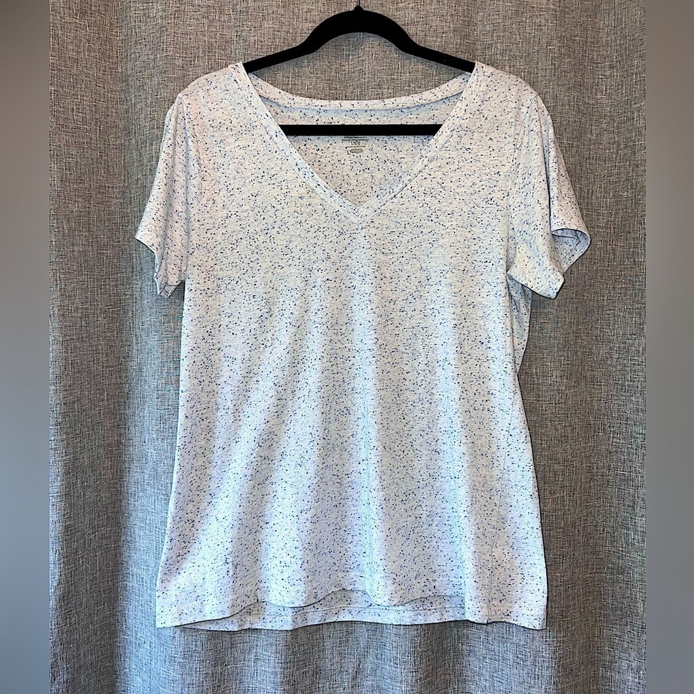 Old Navy White and Blue Speckled Short Sleeve Tee